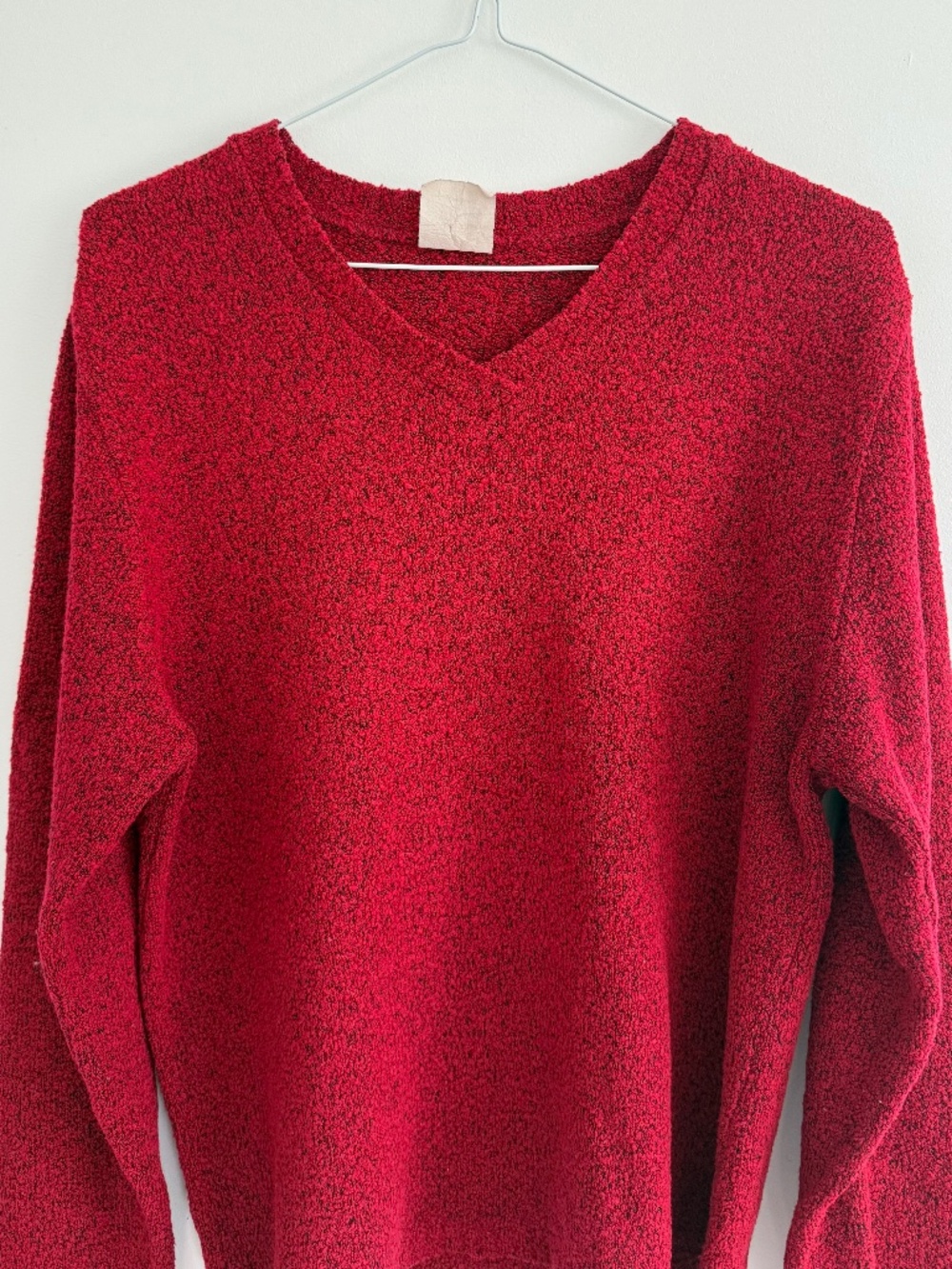 VINTAGE 90s crimson red bouclé textured v-neck sweater top M
